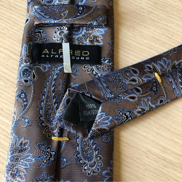 💕2/$30 💕Alfred Sung 100% Silk Paisley Pattern Tie NWOT - Picture 3 of 4